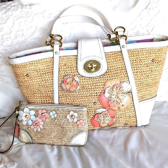 COACH Handbags - Coach Hamptons Straw Floral Applique Weekender Tote Coral/White & Wristlet NWT
